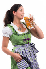 Nette junge Frau auf Oktoberfest