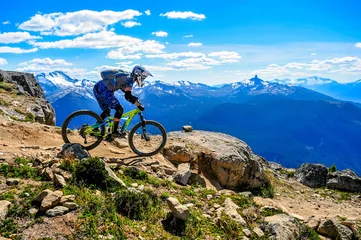 Schilderijen op glas Whistler Mountain Bike Park, BC, Canada - Top of the wolrd trail, July 2016 © Simona