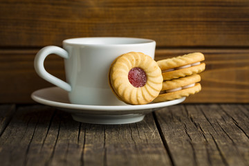Sweet biscuits with jam.