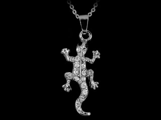 Silver necklace lizard pendant