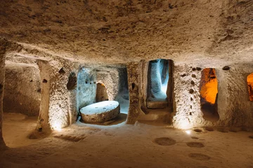 Foto op Plexiglas Derinkuyu ondergrondse stad in Cappadocië, Turkije. © ninelutsk