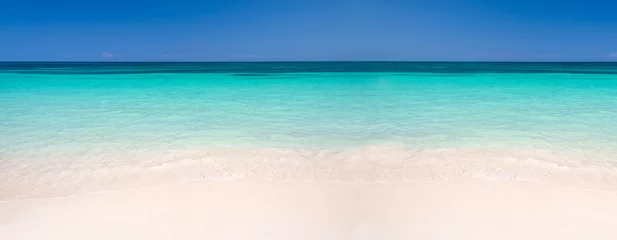 Fototapeten Sand und karibisches Meer panoramischer Hintergrund, Sommer und Reisekonzept © Delphotostock