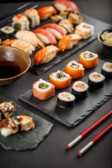 Keuken spatwand met foto Sushi set broodjes © Grafvision