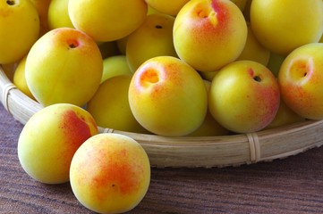 熟した梅・梅仕事