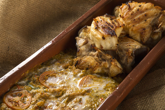 fish roasted on the tile - Peixe na telha