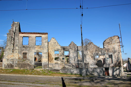 Oradour-sur-Glane.