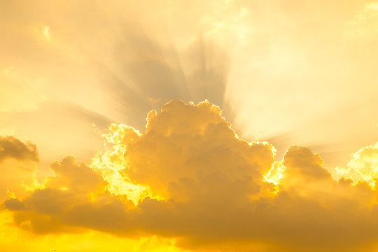 Fototapeta Scenic of orange sunrise sky with cloud background