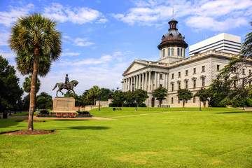 The South Carolia State Capitol building in Columbia. Built in 1855 in the Greek Revival style. - obrazy, fototapety, plakaty