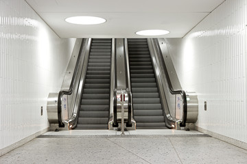 Rolltreppe in U-Bahn Station 