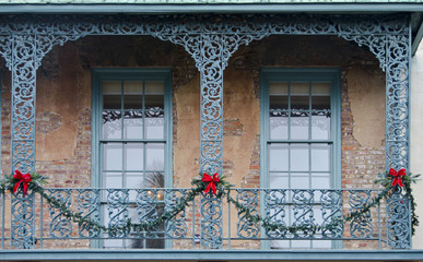 Naklejka premium Holiday Windows in Charleston