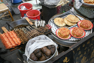 traditional yunnan snack food