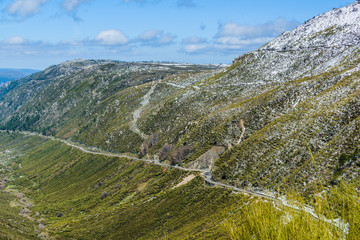 Fototapeta na wymiar Landscape with snow in the Serra da Estrela mountains. County of Guarda. Portugal