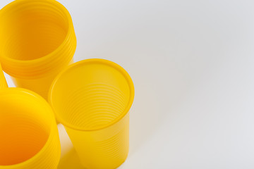 disposable plastic glasses