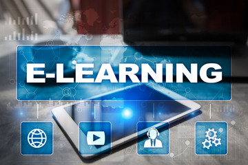 Obraz premium E-Learning on the virtual screen. Internet education concept.