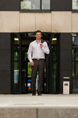 Fototapeta premium Portrait eines Business Mann / Herr 