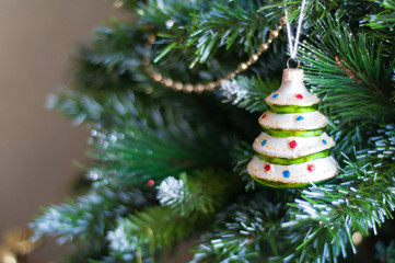 Праздник Новый год елка игрушки мишура