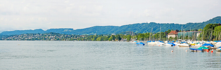 Fototapeta na wymiar Lake Zurich panorama
