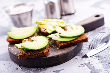 bread with avocado