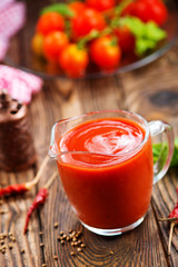 tomato sauce