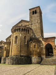 Fototapeta na wymiar Main square of the medieval Italian village Castell'Arquato in Emilia Romagna