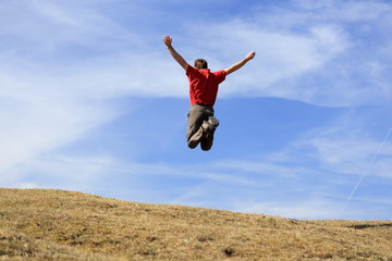 ein Mann macht einen Freudensprung © rupbilder