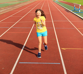 Obraz premium Disabled girl have fun on the stadium