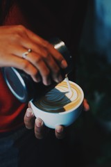 Fototapeta na wymiar coffee latte art by coffee master 