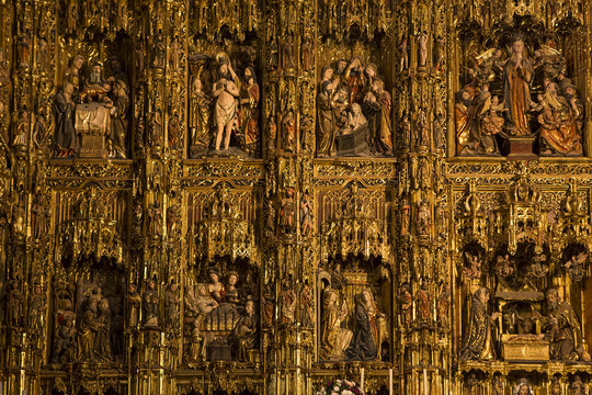 retablo mayor inf Seville cathedral, Seville, Andalusia, spain