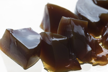 Brown jello from instant coffee
