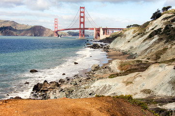 Baker Beach met op de achtergrond de Golden Gate Bridge. Het Presidio van San Francisco, Californië, VS.