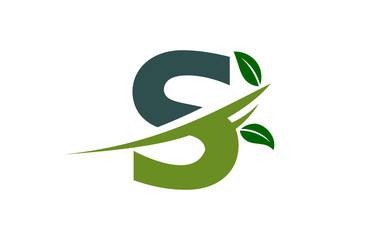 Obraz premium S Green Leaves Swoosh Letter Logo