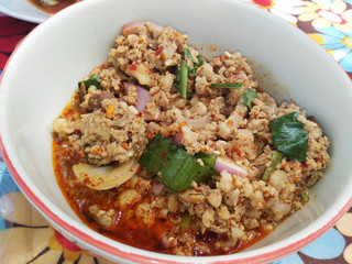 Spicy minced pork