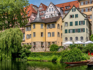 Fototapeta na wymiar Houses on the Neckar river, old town, Tuebingen, Swabian Alb, Baden-Wuerttemberg, Germany, Europe