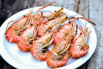 Grilled shrimps
