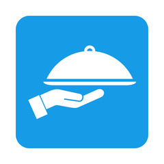 Fototapeta premium Icono plano mano con bandeja con tapa en cuadrado azul