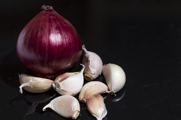 Red onions and garlic