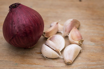 Red onion and garlic