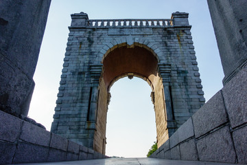 Fototapeta premium 한국 서대문 독립공원에 있는 독립문