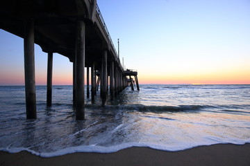huntington beach pier