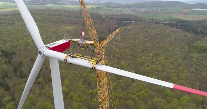 Bau eines Windrads, Windkraftanlage