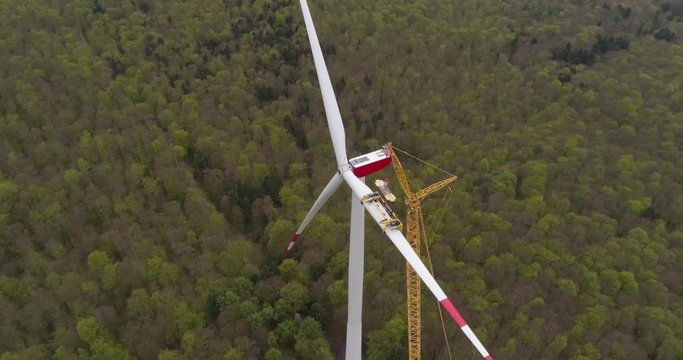 Bau eines Windrads, Windkraftanlage