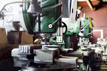 Mechanical vertical milling machine.