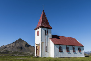 Fototapeta premium Church at Hellnar with Lava Mountain