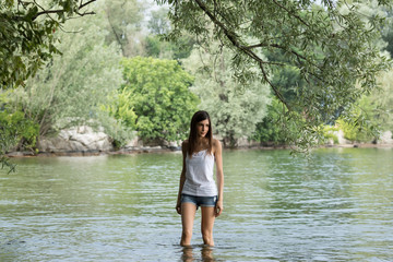 Fototapeta premium The girl in the lake