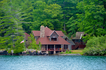 A house on the lake