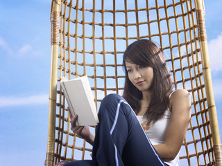 woman concentrate on her book