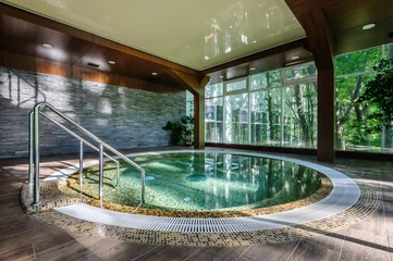 Keuken spatwand met foto Big luxury hot tub © starush