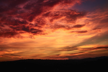Fototapeta na wymiar lila Sonnenuntergang