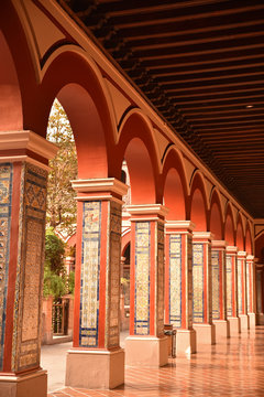 Arcades du cloître du monatère Santo Domingo à Lima au Pérou