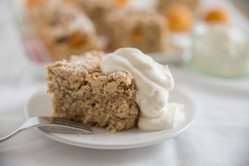 Aprikosen Streusel Kuchen
